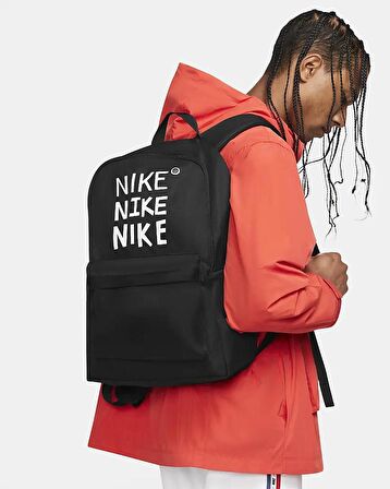 Nike Heritage Sırt Çantası (25 L) siyah DQ5753-010