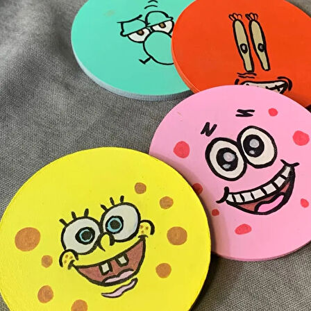 Uretti - Pınar 2572 - El Yapımı Özel Tasarım Sünger Bob ve Arkadaşları 4'lü Bardak Altlığı - 10 x 10 cm