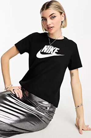 Nike Essantial Icon Futura Standart Kesim Siyah Kadın Spor Tişört 