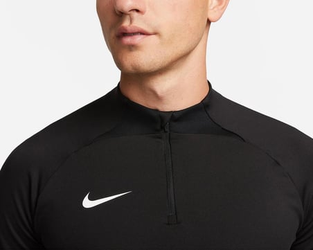 Nike DV9225-010 Dri-Fit Strike Erkek Uzun Kollu Tişört