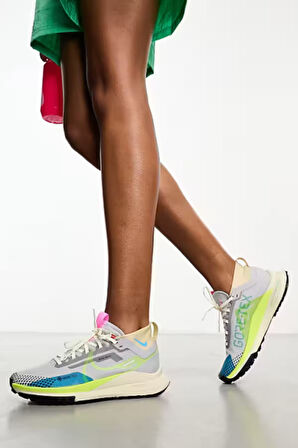 Nike React Pegasus Trail 4 Gore-Tex Kadın Koşu Ayakkabısı