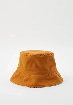Reversible Bucket with Sherpa Lining