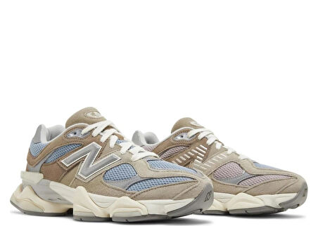 New Balance 9060
Mushroom Aluminum Unisex Sneaker 