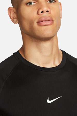Nike Pro Dri-Fit Tight Fitness Training FB7932-010 Siyah Erkek Tişört