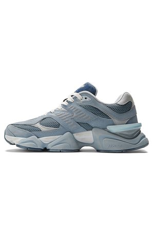 New Balance 9060 Kadın Spor Ayakkabı