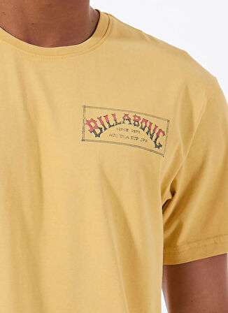 Billabong ORIGINAL ARCH PREMIUM WW 24A521515 Sarı Bisiklet Yaka Regular Fit Düz Erkek T-Shirt