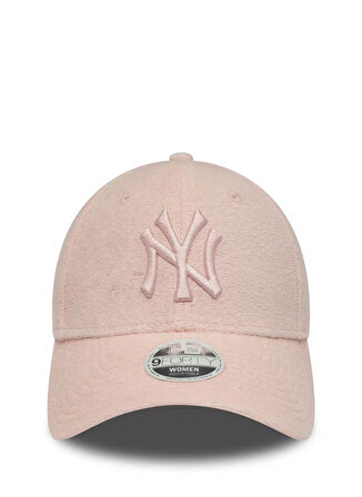New Era Pembe Kadın Şapka 940 WMNS TOWELLING 9FORTY NEYYAN  P