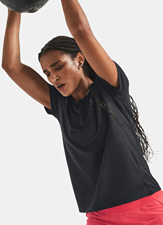 Under Armour 1379141-001-UA Vanish Energy SS 2.0 Siyah Bisiklet Yaka Normal Düz Kadın T-Shirt