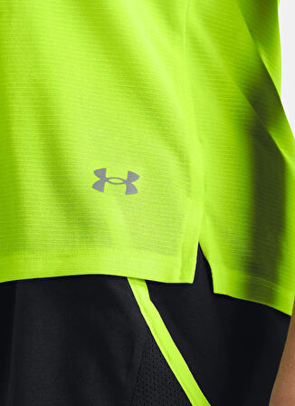 1382434-731 UA Launch Shortsleeve Yuvarlak Yaka Fitted Sarı Kadın T-Shirt