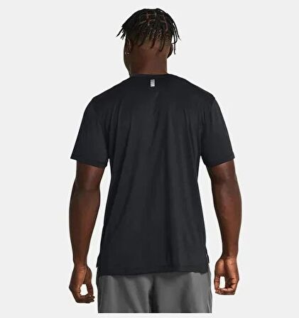 Under Armour UA Launch Shortsleeve SİYAH Erkek Tshirt
