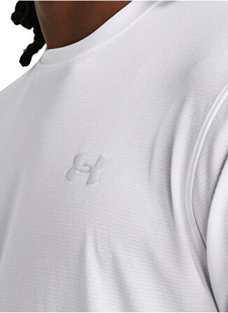 Under Armour 1382582-100 UA Launch Shortsleeve Beyaz Erkek Bisiklet Yaka Oversize T-Shirt