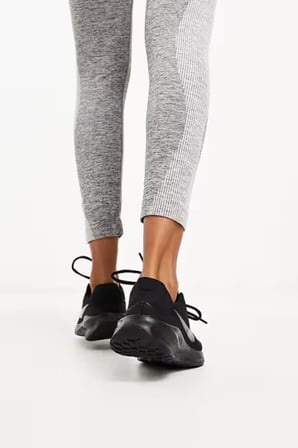 Nike Running Revolution 7 Siyah Kadın Koşu & Antrenman Ayakkbısı
