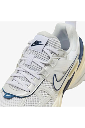 Nike V2K Run Erkek Beyaz Spor Ayakkabı