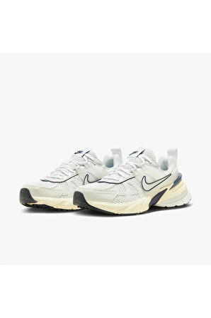Nike V2K Run Erkek Beyaz Spor Ayakkabı