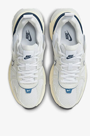 Nike V2K Run Erkek Koşu Ayakkabı  FD0736-102