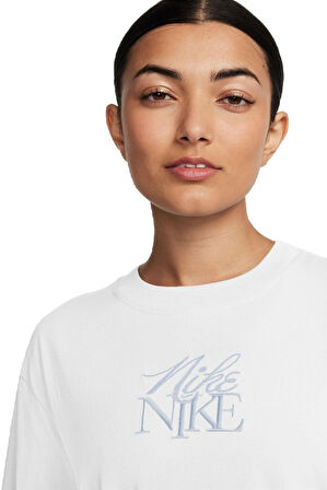 Nike Nsw Monogram Ss Kadın Beyaz Bol Kesimli Pamuklu Spor Tişört
