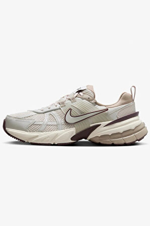 Nike V2K Run Kadın Koşu Ayakkabı  FD0736-103