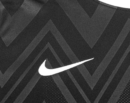 Nike W Nk Df Chalng V Jsy Ss Kadın Antrenman Tişörtü FD7420-010