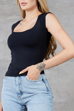 Kadın U Yaka Kısa Kol Likralı Body
