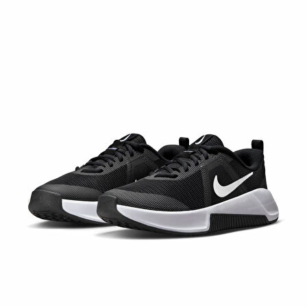 Nike MC Trainer 3 Kadın Siyah Antrenman Ayakkabısı (FQ1830-001)