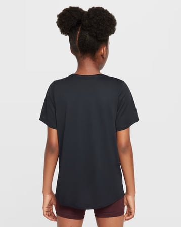 Nike One Fitted Dri-FIT Kısa Kollu Genç Çocuk (Kız) Tişört - Siyah FZ5600-010