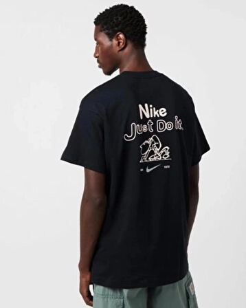 NİKE HV3992-010  T-SHİRT