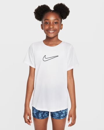 Nike One Fitted Dri-FIT Kısa Kollu Genç Çocuk (Kız) Tişört - Beyaz FZ5600-100