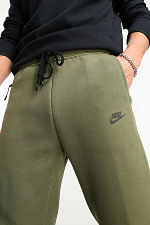 Nike Sportswear Tech Fleece Taper Leg Jogger Dar Kesim Erkek Eşofman Altı