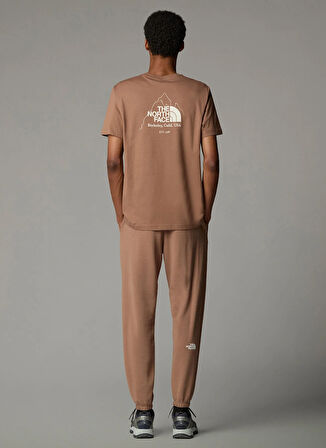 The North Face NF0A894Z6IH1-M BINER GRAPHIC 4 TEE Krem Bisiklet Yaka Regular Fit Düz Erkek T-Shirt