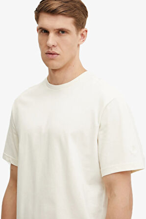 The North Face M Ss Logo Rmst Relaxed  Erkek Beyaz T-Shirt NF0A8C35QLI1
