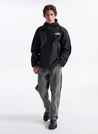 The North Face NF0A8B5GJK31-M REIGN ON JACKET Siyah Düz Erkek Mont