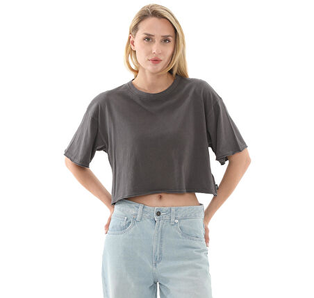 000M98BLK1-R Vans Relaxed Crop Wash Ss Tee Kadın T-Shirt Antrasit