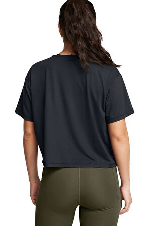 Siyah Kadın Yuvarlak Yaka Oversize Fit T-Shirt 1379178-003 Motion SS