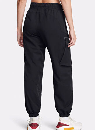 1386481-001 UA UNSTOPPABLE CARGO PA Lastikli Bel Loose Fit Siyah Kadın Eşofman Altı