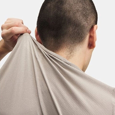 Under Armour Vanish Elite Dikişsiz Erkek Bej T-Shirt