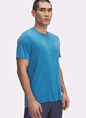 1386681-452 UA Launch Camo Shortsle Mavi Yuvarlak Yaka Fitted T-Shirt