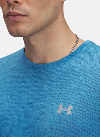 1386681-452 UA Launch Camo Shortsle Mavi Yuvarlak Yaka Fitted T-Shirt