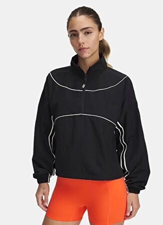 1389567-001 UA Run 96 Jacket Dik Yaka Loose Fit Baskılı Siyah Kadın Zip Ceket