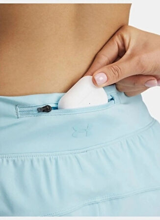 1386330-494 UA Launch Pro 2'' Short Fitted Açık Gri Kadın Şort