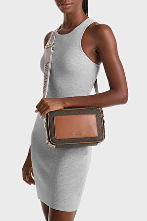 Michael Kors Bayan Çanta 32R5G5VC9B 252