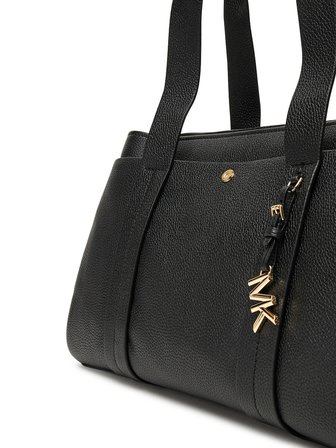 Michael Kors Kadın %100 Deri Marka Logo Aksesuar Detaylı Uzun Omuz Askılı Günlük Kullanıma Uygun Şık Görünüşlü Siyah Omuz Çantası 30T5G1ZT7L 001