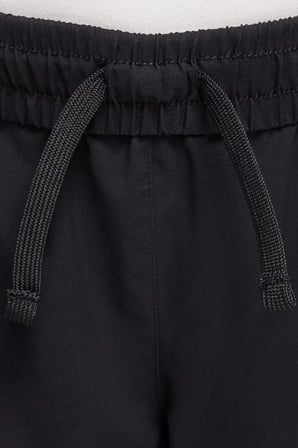 Nike One Kız Çocuk Dri-FIT 2’si 1 Arada 7.5 cm Antrenman Spor Şortu