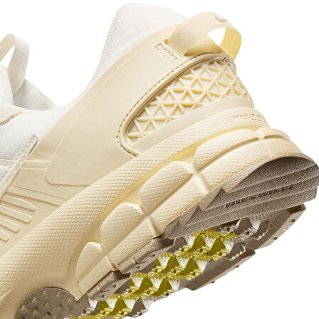 Nike Zoom Vomero Roam Winterized Erkek Spor Ayakkabı-SPRTX