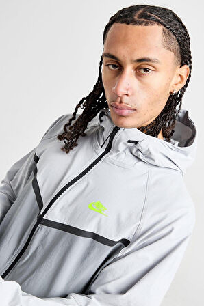 Nike Tech Woven Windrunner FZ Erkek Bol Kesim Dokuma Spor Ceket 