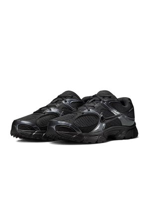 Nike V5 RNR Erkek Spor Ayakkabı