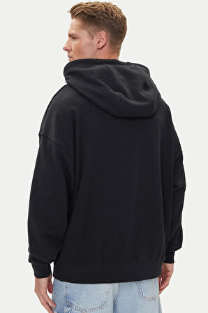 Nike New club Oversize Kesim Siyah Erkek Sweatshrit