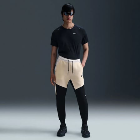 NİKE Tech Fleece Jogger Erkek Eşofman Altı HV0959-114 