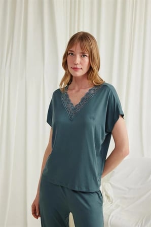 kapsulavm Kısa Kollu V Yakalı Dantelli Pijama Takımı