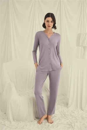 kapsulavm Uzun Kollu Boydan Düğmeli V Yaka Pijama Takımı