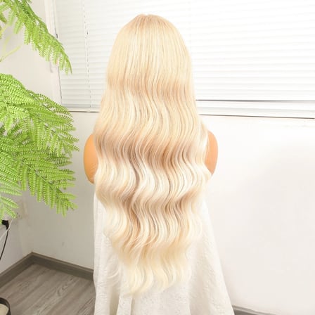 Colezium Açık Rus Kumralı Beyaz Platin Ombre Fiber Tül Peruk 65-70 cm